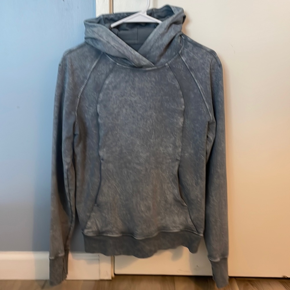 Lululemon Women’s Scuba Hoodie Pullover Blue Mineral/ Acid Wash